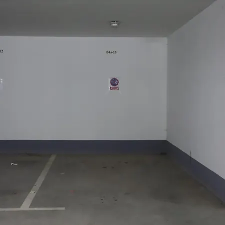 View Free Parking *